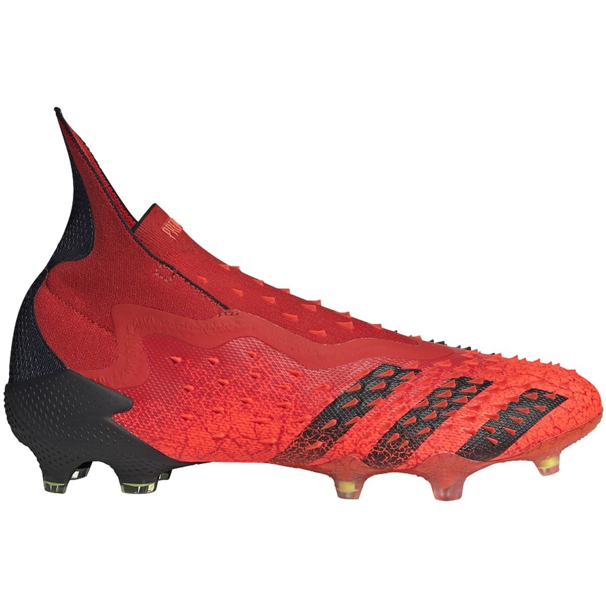 Adidas best sale predator maroon