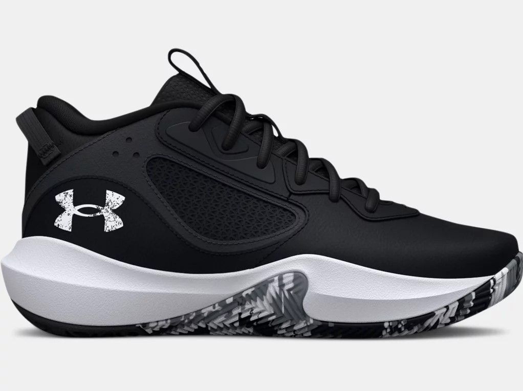 Under armour basketball shoes youth on sale